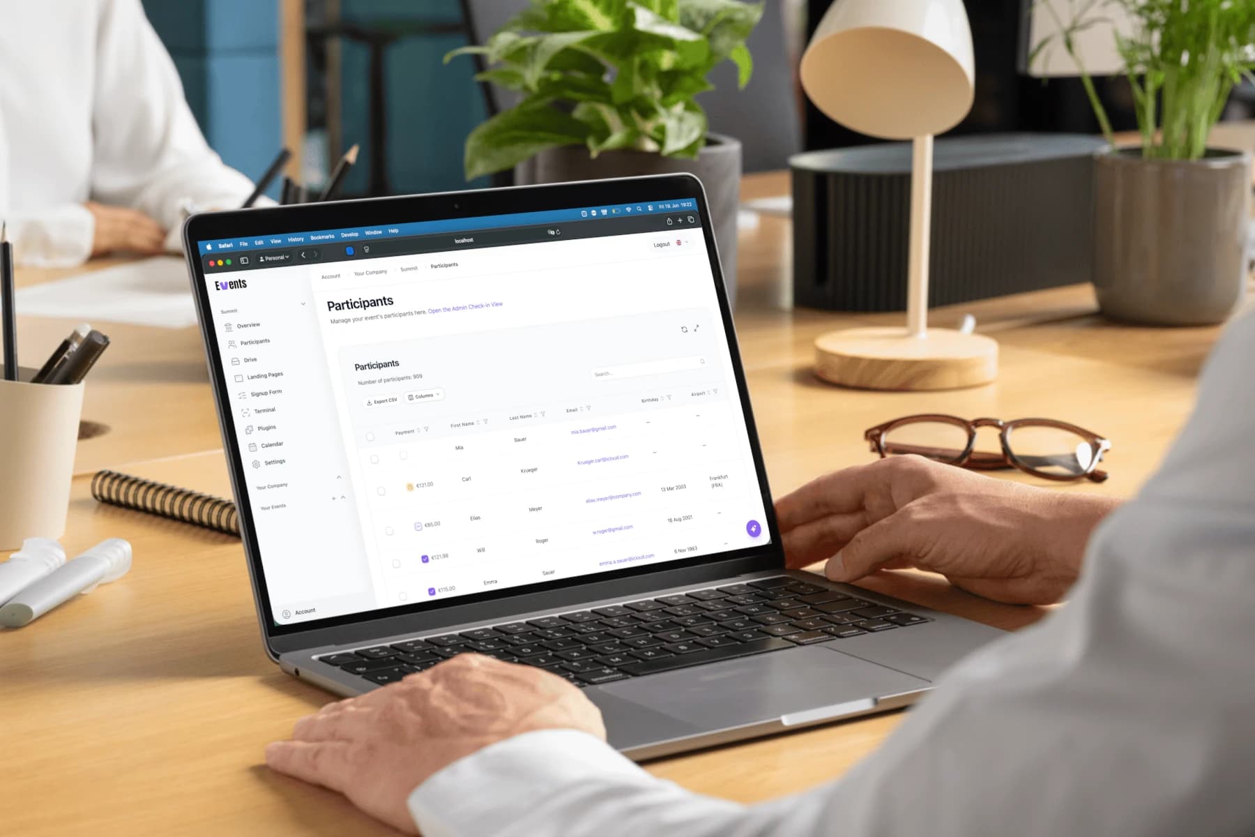 Participant management dashboard